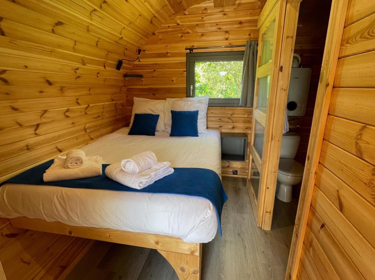 Camping Les Pres Du Roi Sommières Cameră foto